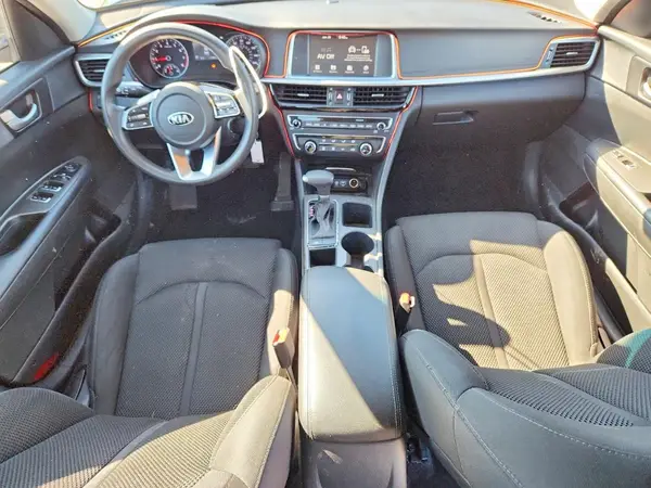 5XXGT4L34KG341714 2019 KIA OPTIMA - Image 8