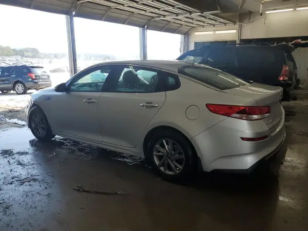 5XXGT4L34KG342474 2019 KIA OPTIMA - Image 2