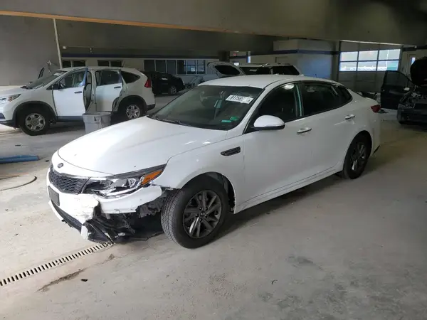 5XXGT4L34KG342670 2019 KIA OPTIMA - Image 1