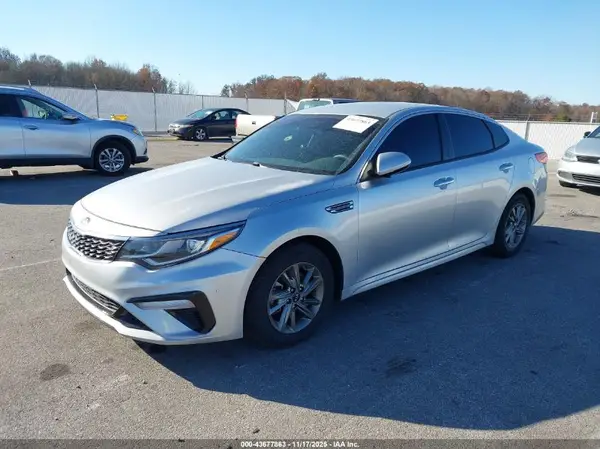 5XXGT4L34KG344645 2019 KIA OPTIMA - Image 2