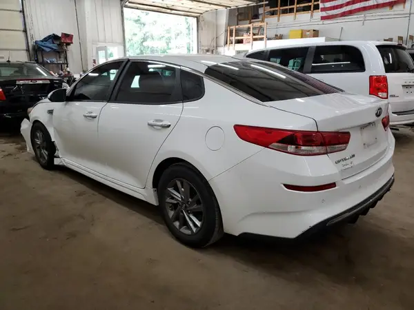 5XXGT4L34KG344886 2019 KIA OPTIMA - Image 2