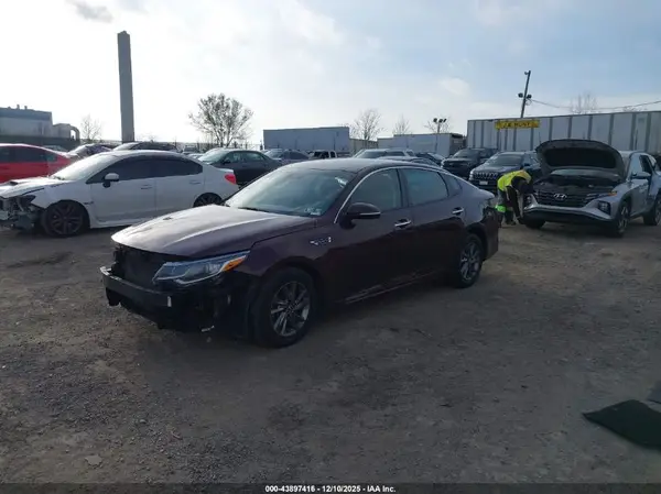 5XXGT4L34KG346931 2019 KIA OPTIMA - Image 2
