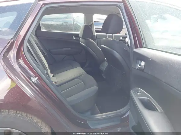 5XXGT4L34KG348419 2019 KIA OPTIMA - Image 8