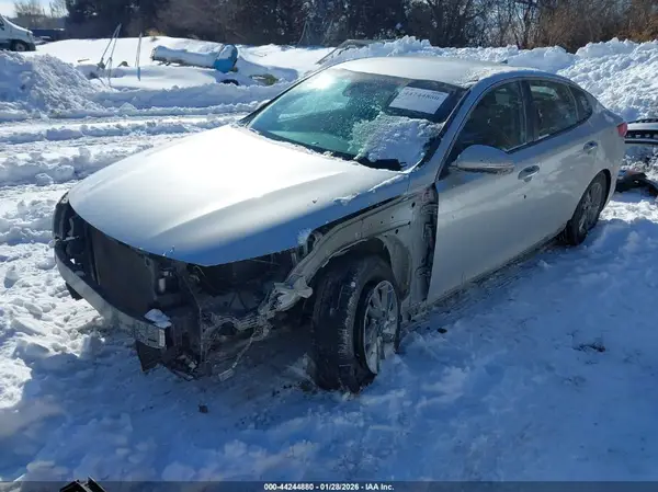 5XXGT4L34KG348579 2019 KIA OPTIMA - Image 2