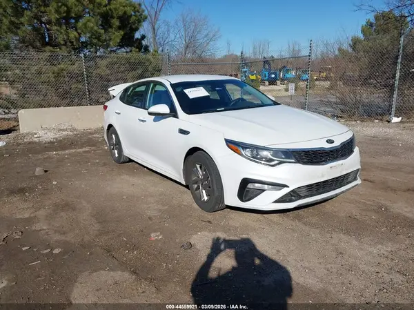 5XXGT4L34KG349554 2019 KIA OPTIMA - Image 1