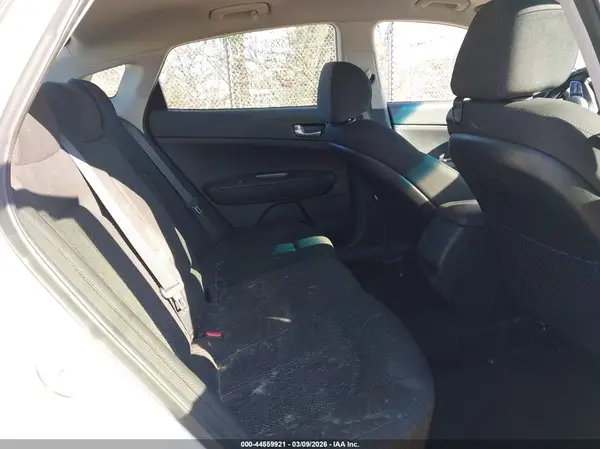 5XXGT4L34KG349554 2019 KIA OPTIMA - Image 8