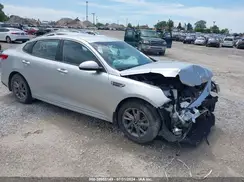 5XXGT4L34KG351708 2019 KIA OPTIMA