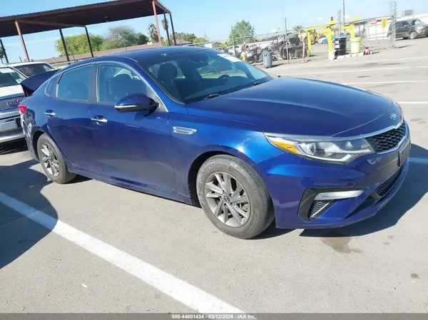 5XXGT4L34KG351837 2019 KIA OPTIMA - Image 1