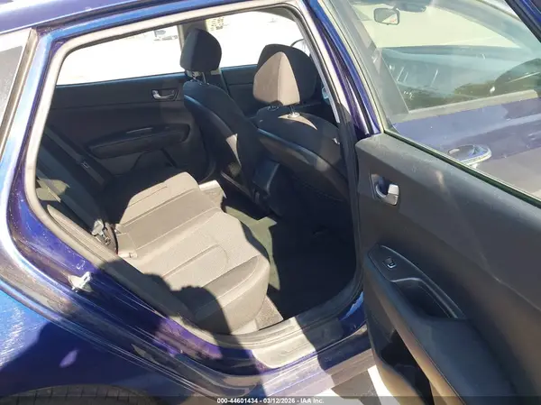 5XXGT4L34KG351837 2019 KIA OPTIMA - Image 8