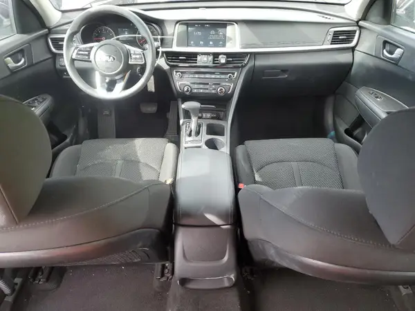 5XXGT4L34KG353216 2019 KIA OPTIMA - Image 8