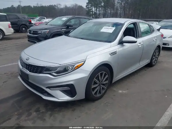 5XXGT4L34KG356066 2019 KIA OPTIMA - Image 2