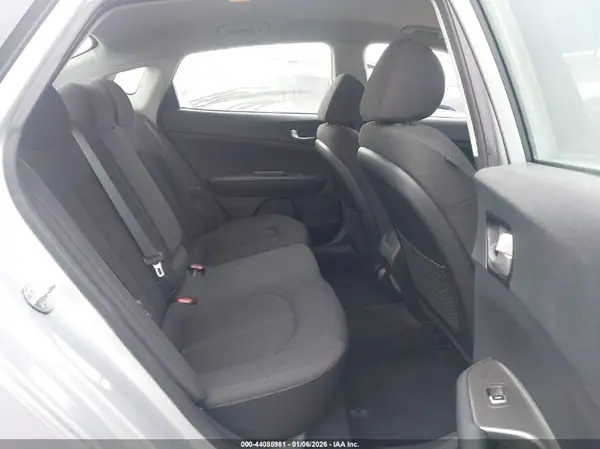 5XXGT4L34KG356066 2019 KIA OPTIMA - Image 8