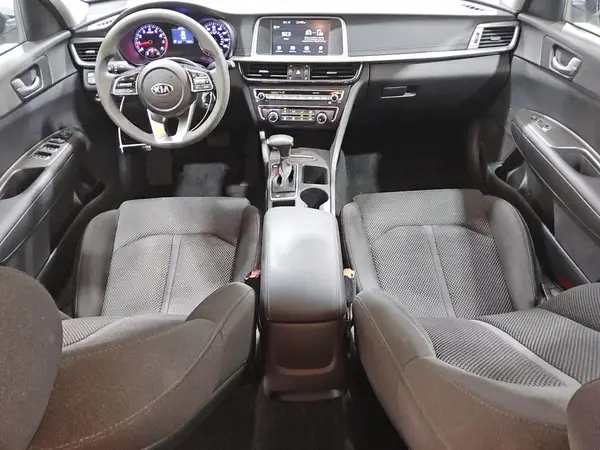 5XXGT4L34KG358349 2019 KIA OPTIMA - Image 8
