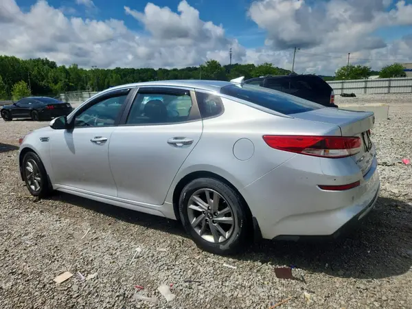 5XXGT4L34KG364605 2019 KIA OPTIMA - Image 2