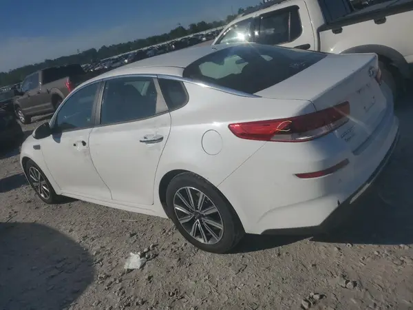 5XXGT4L34KG369545 2019 KIA OPTIMA - Image 2