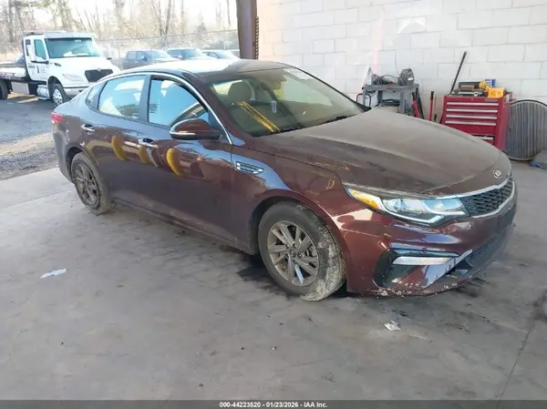 5XXGT4L34KG371814 2019 KIA OPTIMA - Image 1