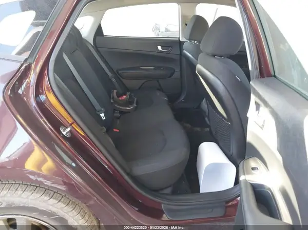 5XXGT4L34KG371814 2019 KIA OPTIMA - Image 8