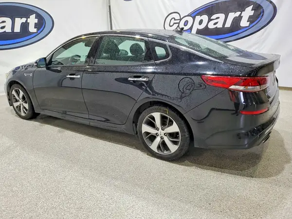 5XXGT4L34KG373773 2019 KIA OPTIMA - Image 2