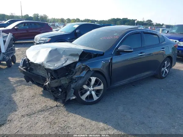 5XXGT4L34KG379198 2019 KIA OPTIMA - Image 2