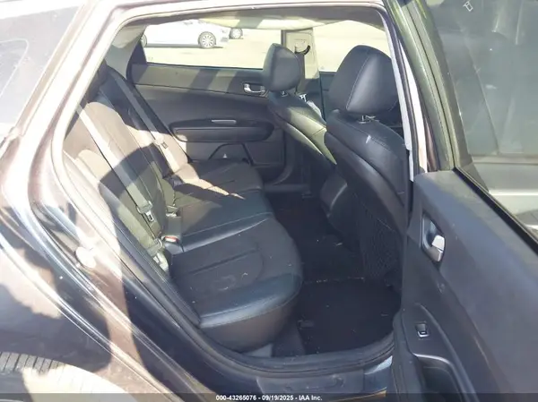 5XXGT4L34KG379198 2019 KIA OPTIMA - Image 8