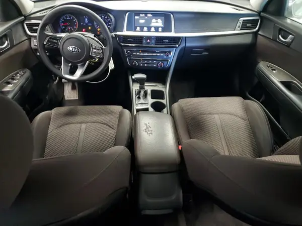 5XXGT4L34KG380027 2019 KIA OPTIMA - Image 8