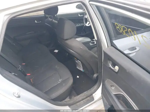 5XXGT4L34LG382202 2020 KIA OPTIMA - Image 8