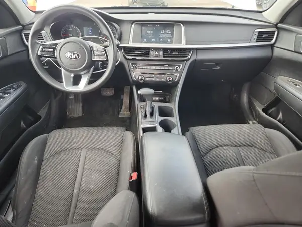 5XXGT4L34LG384693 2020 KIA OPTIMA - Image 8