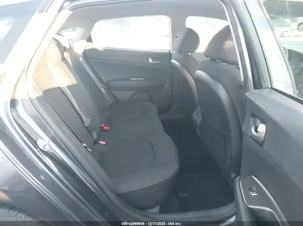 5XXGT4L34LG386380 2020 KIA OPTIMA - Image 8