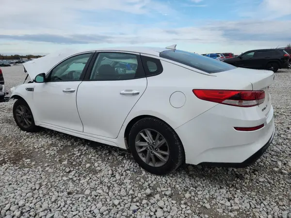 5XXGT4L34LG386833 2020 KIA OPTIMA - Image 2