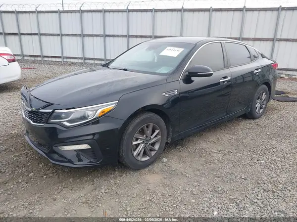 5XXGT4L34LG388226 2020 KIA OPTIMA - Image 2