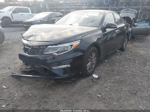 5XXGT4L34LG389019 2020 KIA OPTIMA - Image 2