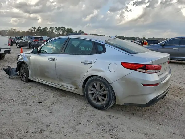 5XXGT4L34LG389568 2020 KIA OPTIMA - Image 2