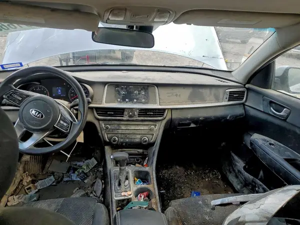 5XXGT4L34LG389568 2020 KIA OPTIMA - Image 8