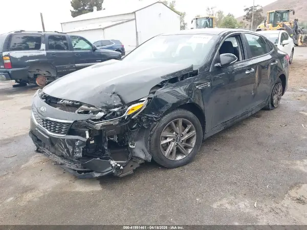 5XXGT4L34LG389795 2020 KIA OPTIMA - Image 2