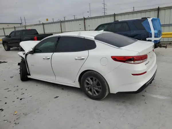 5XXGT4L34LG389845 2020 KIA OPTIMA - Image 2
