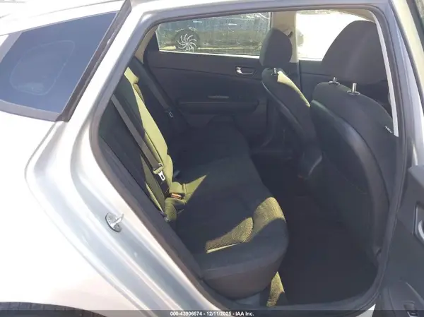 5XXGT4L34LG390445 2020 KIA OPTIMA - Image 8