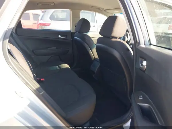 5XXGT4L34LG393751 2020 KIA OPTIMA - Image 8