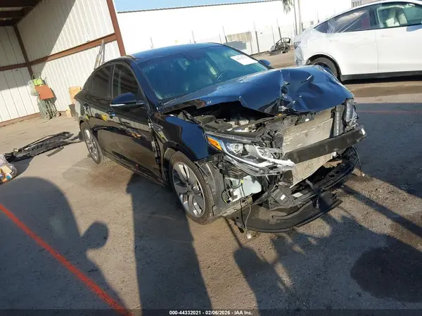 5XXGT4L34LG395192 2020 KIA OPTIMA - Image 1
