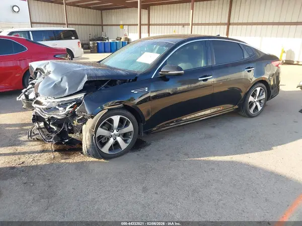 5XXGT4L34LG395192 2020 KIA OPTIMA - Image 2