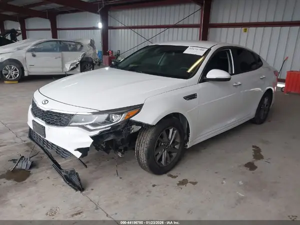 5XXGT4L34LG397329 2020 KIA OPTIMA - Image 2