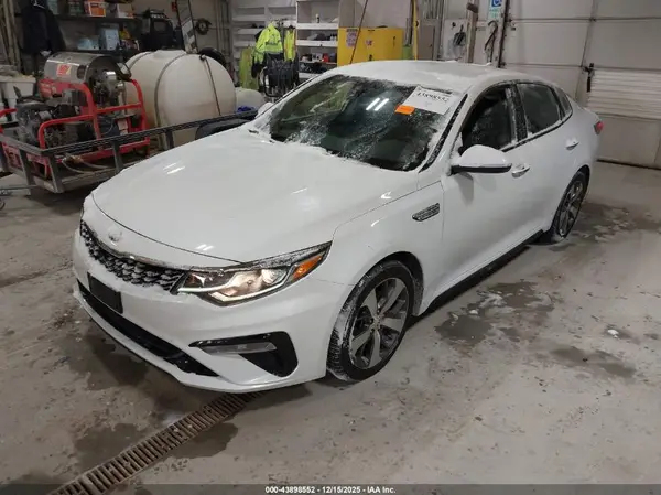 5XXGT4L34LG397671 2020 KIA OPTIMA - Image 2