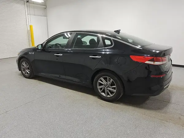 5XXGT4L34LG400486 2020 KIA OPTIMA - Image 2