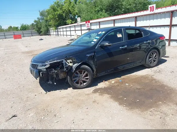 5XXGT4L34LG401346 2020 KIA OPTIMA - Image 2