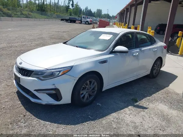 5XXGT4L34LG403002 2020 KIA OPTIMA - Image 2