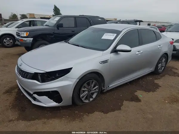 5XXGT4L34LG408698 2020 KIA OPTIMA - Image 2