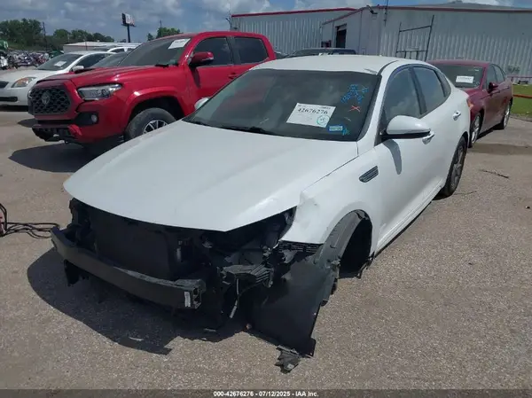 5XXGT4L34LG411214 2020 KIA OPTIMA - Image 2