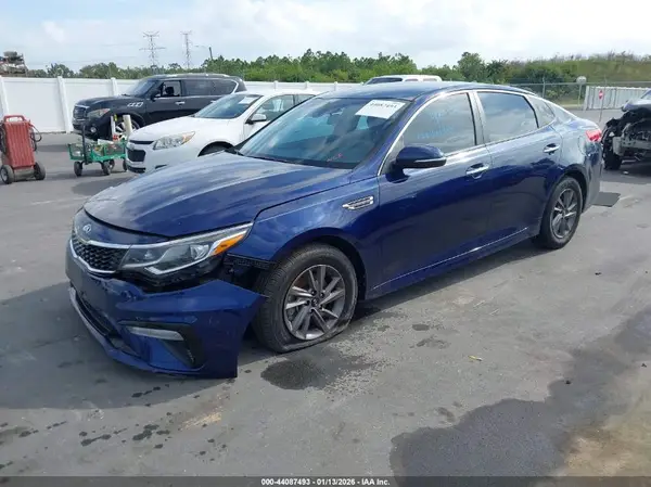 5XXGT4L34LG412184 2020 KIA OPTIMA - Image 2