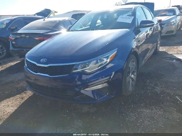 5XXGT4L34LG412797 2020 KIA OPTIMA - Image 2