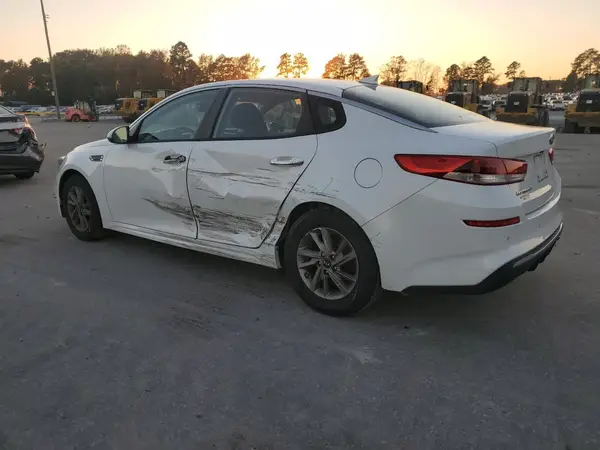 5XXGT4L34LG420897 2020 KIA OPTIMA - Image 2