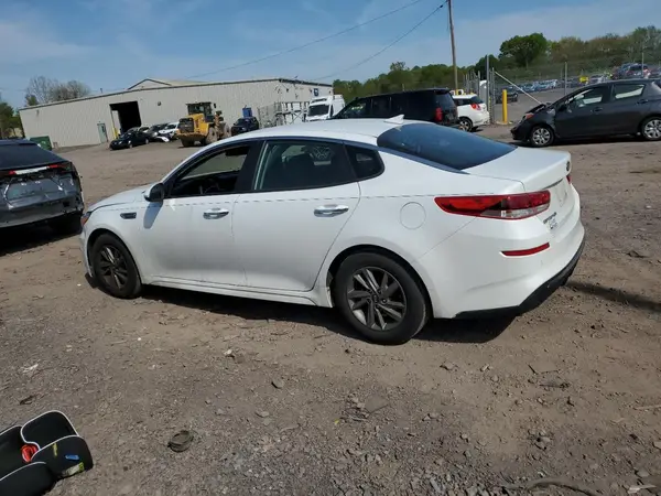 5XXGT4L34LG422083 2020 KIA OPTIMA - Image 2
